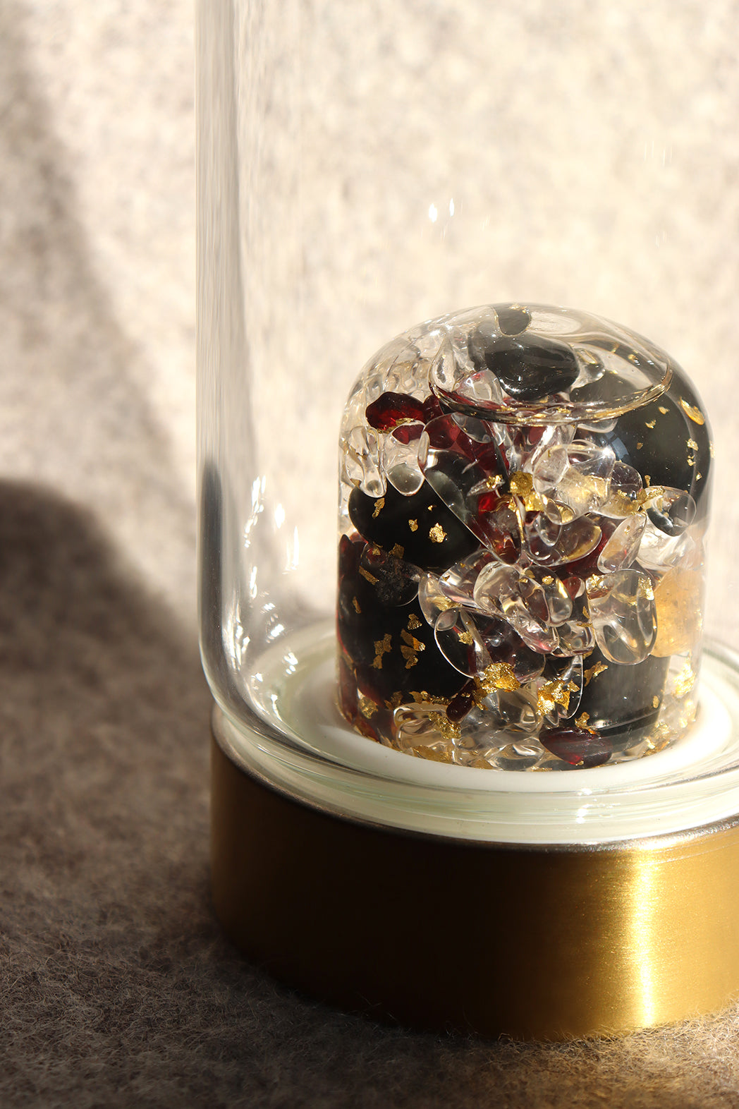 IMPERIA. The Queen | Glasflasche mit Edelsteinen