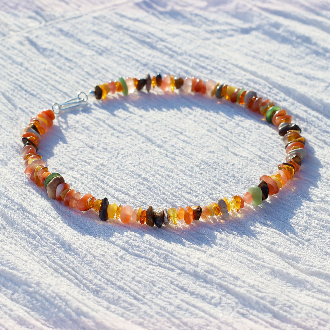 WarmHearted | Halskette mit Edelsteinkombination & Bernstein