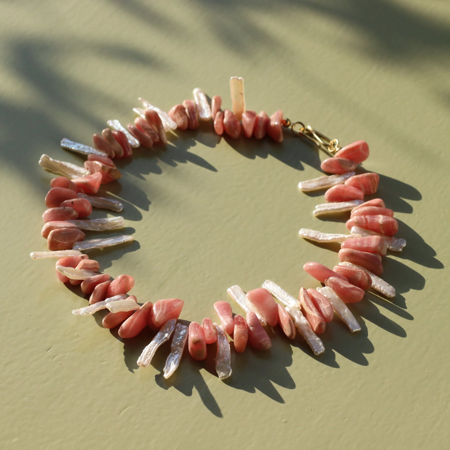 Pearl Diver | Halskette mit Rhodochrosit & Süßwasserperle