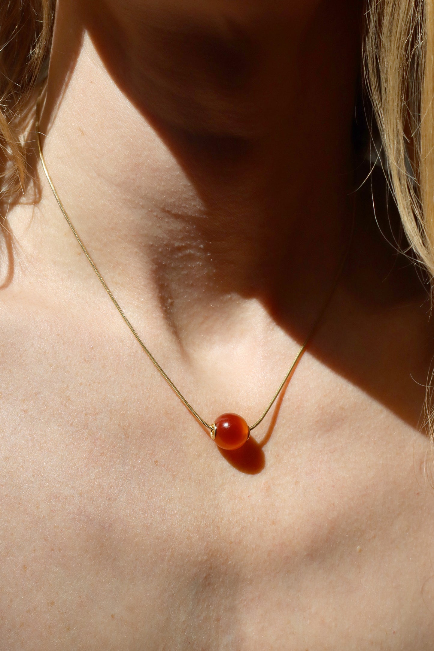 Kugelanhänger aus diversen Edelsteinen